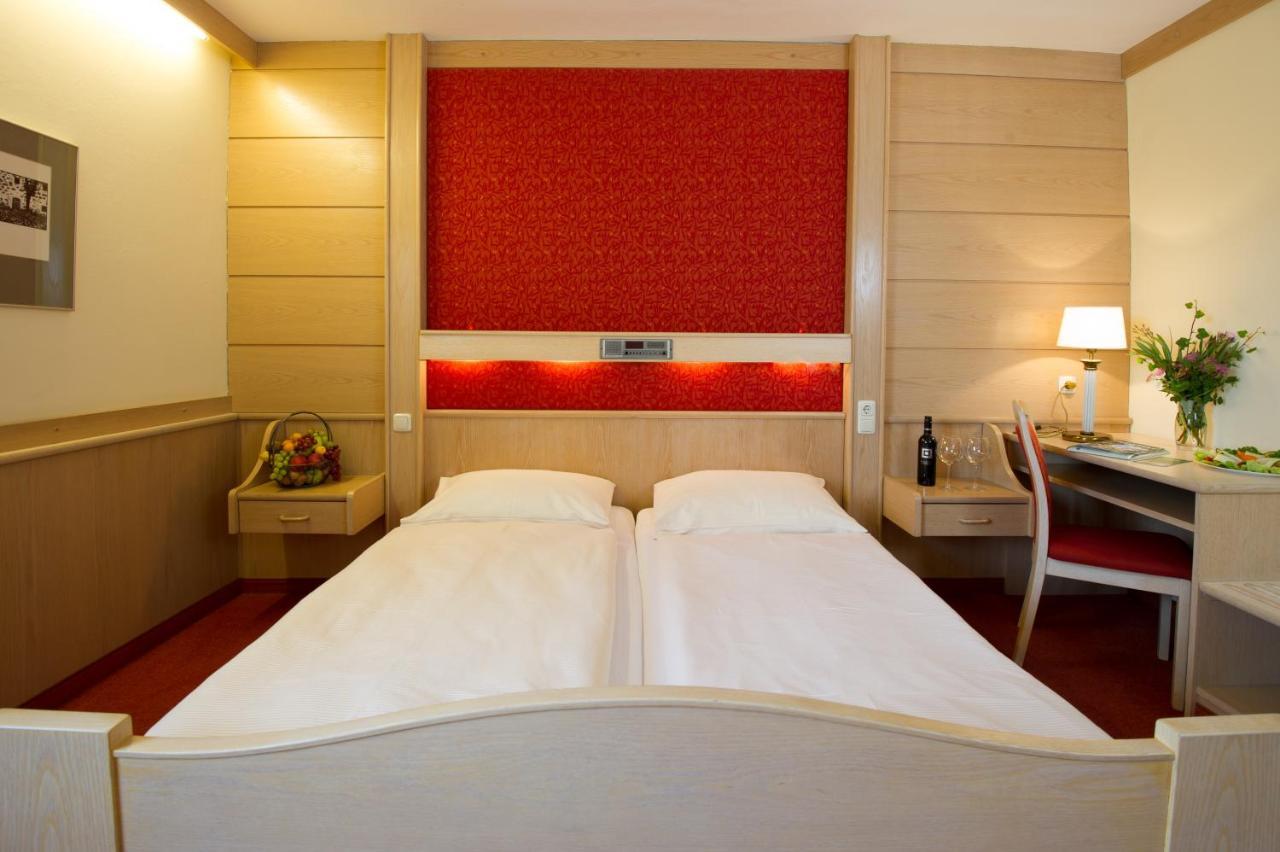 Hotel Mader Gubo & Co Kg